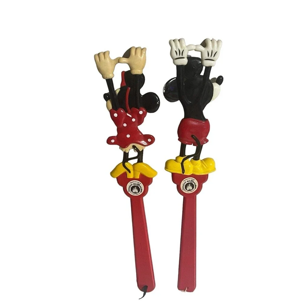 Vintage Mickey/Minnie Mouse Back Scratcher Walt Disney World Souvenir 15.5
